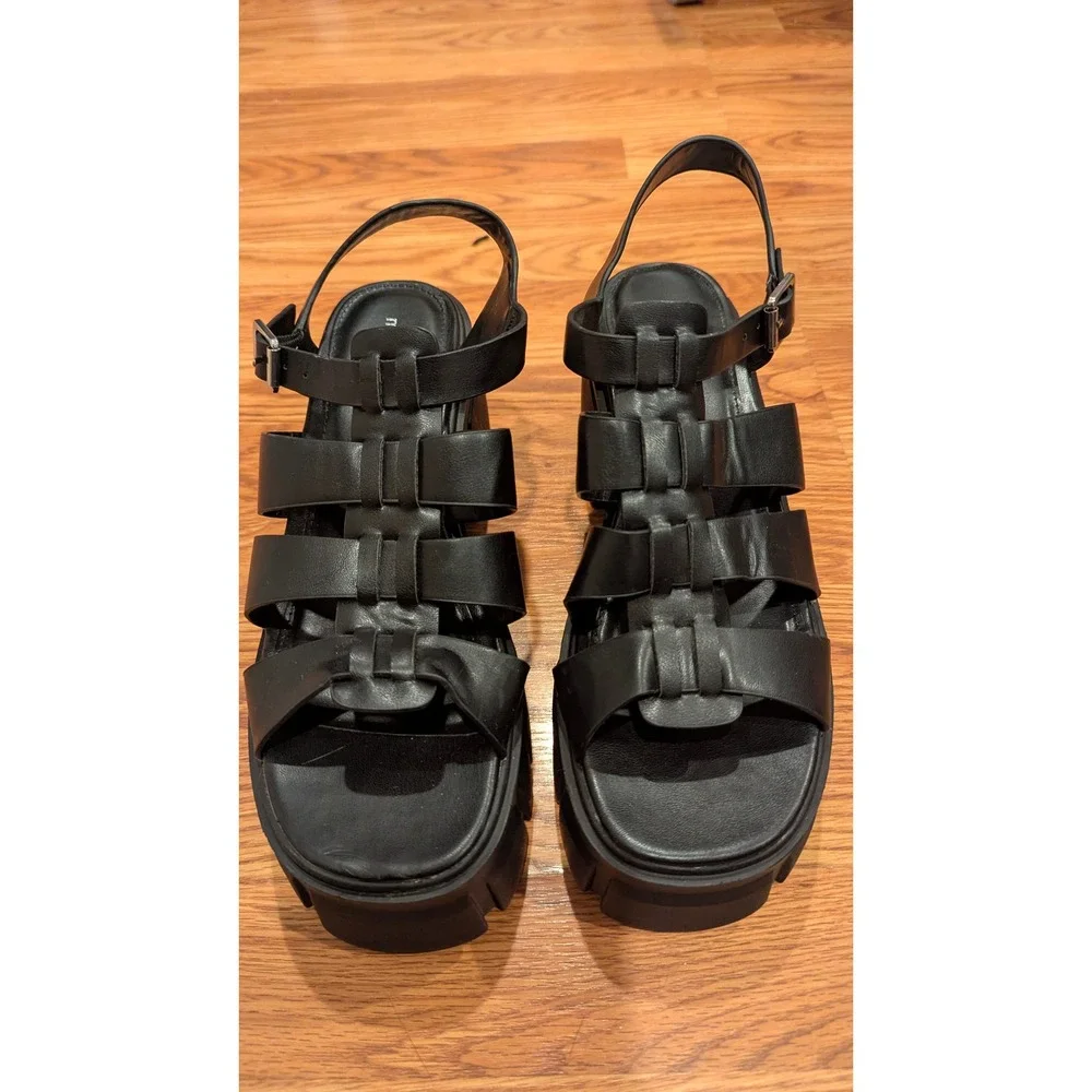 Madden Girl Galaxy Platform Sandals 11M Black Lug Sole Caged Gladiator Grunge